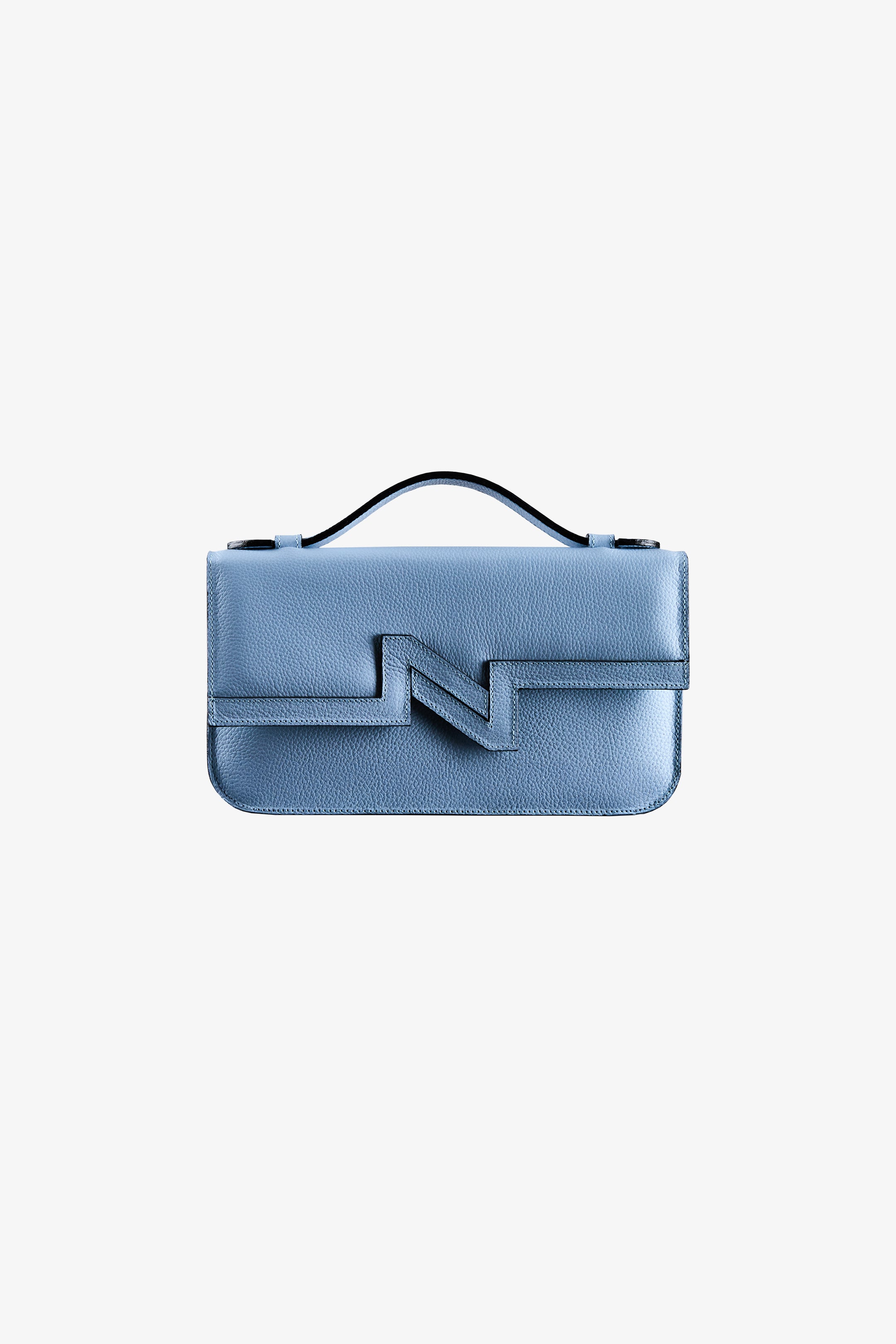 Cartera NV cuero celeste "M"
